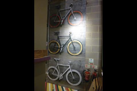 'fixie' bikes grab the attention